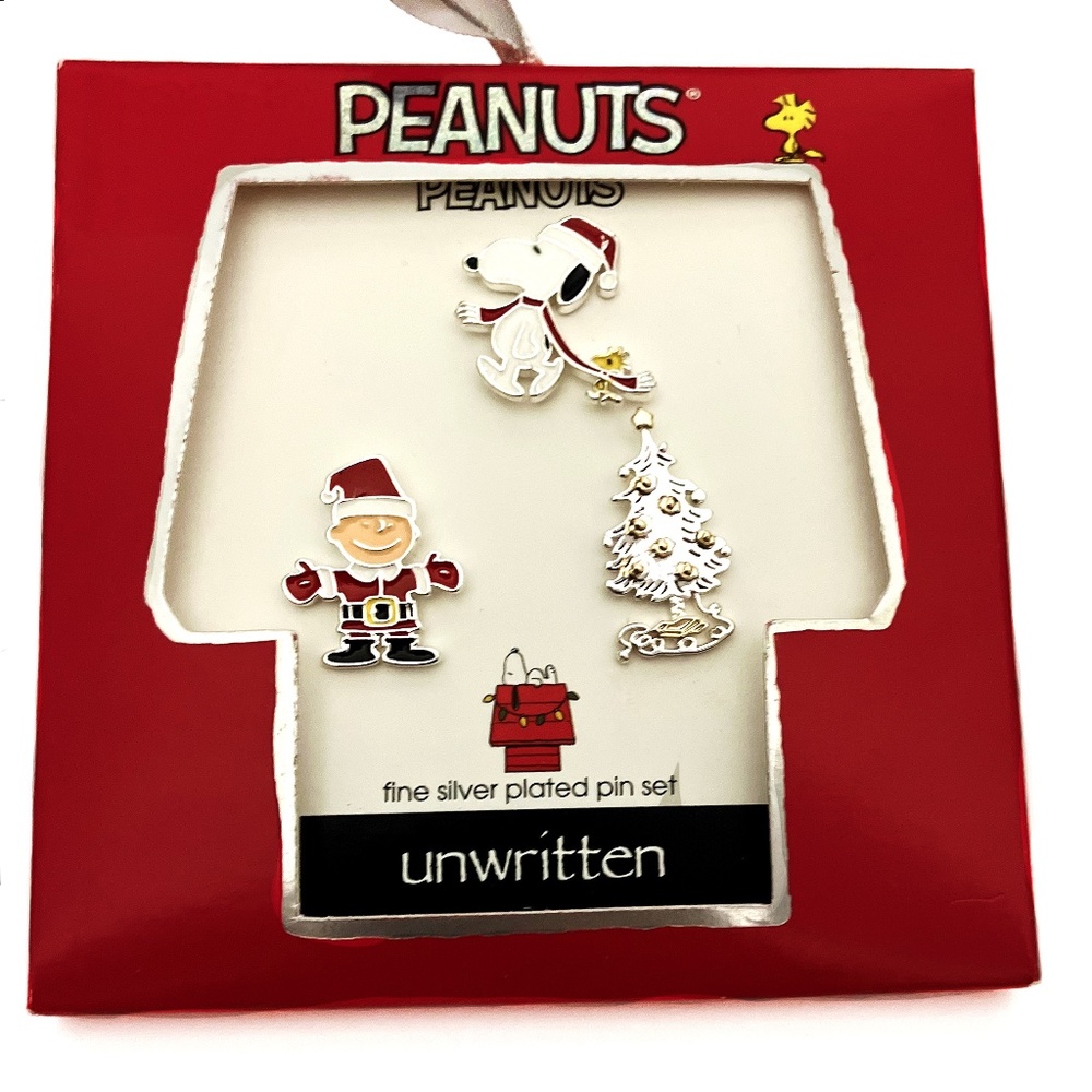 Peanuts silver plated pin set